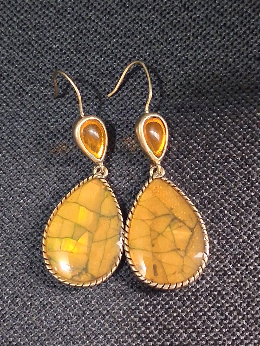 Liz Claiborne Gold Tone 2 Tier Amber Color Teardrop Dangle Earrings